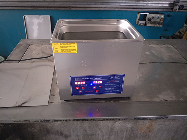 全自動超聲波清洗機(jī)洗碗可以用嗎？