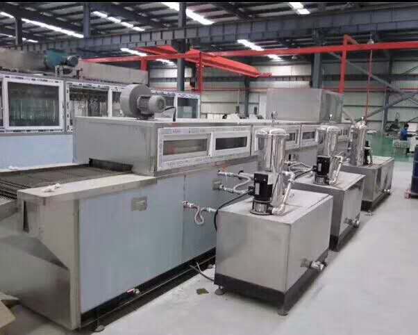 旋轉(zhuǎn)噴淋清洗機的旋轉(zhuǎn)清洗原理